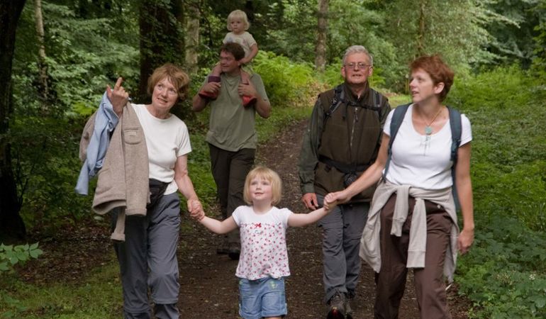 Family walking Family walking