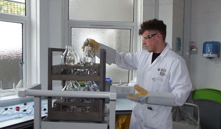 Staff working at our laboratory Staff working at our laboratory