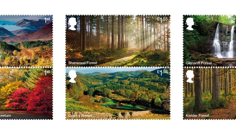 Llun o chwe stamp, pob un â llun o goedwigoedd gwahanol ar draws y DU Llun o chwe stamp, pob un â llun o goedwigoedd gwahanol ar draws y DU